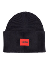 Produktbild 1 von HUGO Mütze Saffa mit rotem Logo-Aufnäher in Schwarz.