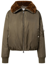 Produktbild 1 von JOOP! Jeans Bomberjacke Onorata mit Teddyfellkragen in Oliv.